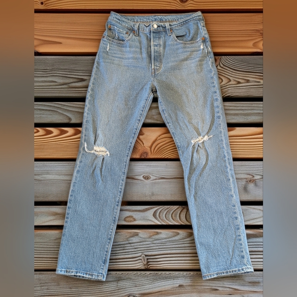 Levis 501 Jeans Women's 30X30 Straight Light Blue Distressed Denim